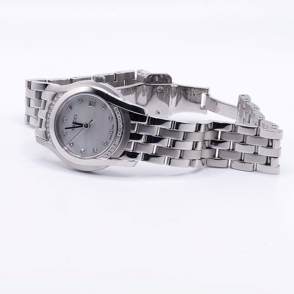 Diamond Gucci 5500L "Mother of Pearl" Ladies Watch